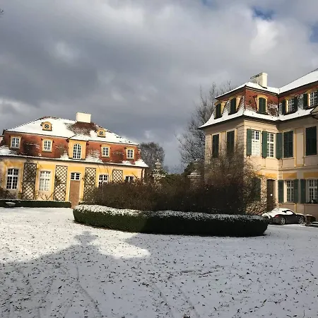 Historisches Waschhaus Unterschwaningen